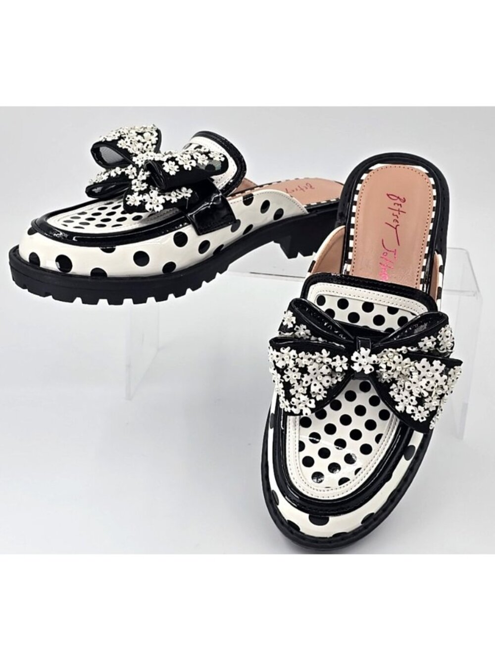 Betsey Johnson Evaline Bow Embellished Loafer Mules Polka Dots Black White Sz 5
